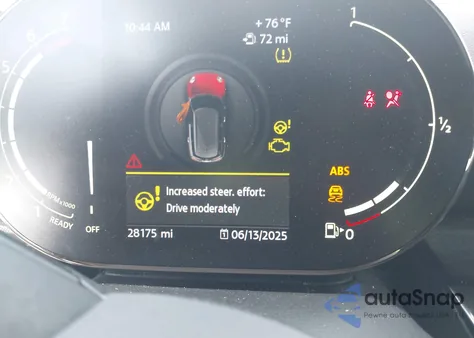 2021 Mini Clubman Cooper S z USA, uszkodzony, nr VIN WMWXJ1C01M2P11985